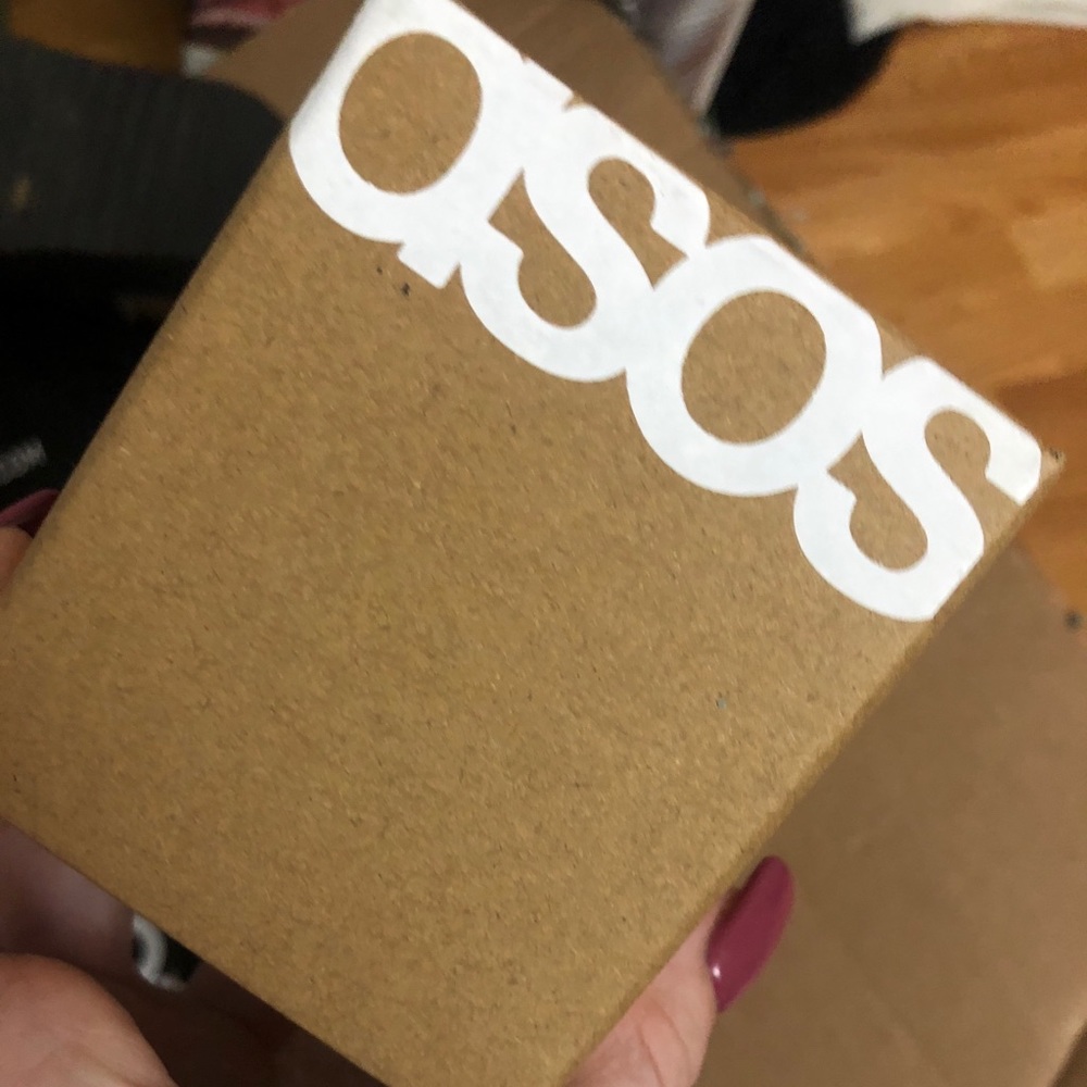 NIB Vintage Gold ASOS Design Watch - Picture 4 of 4